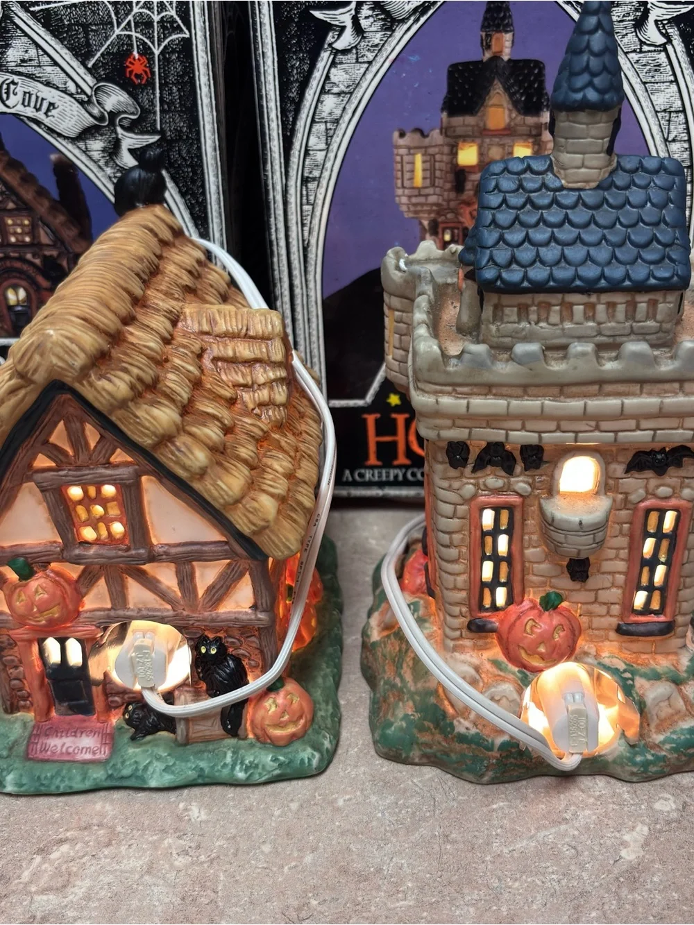 2-VTG Creepy Hollow Witches Cove&Draculas Castle Lighted Halloween House Midwest